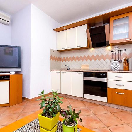 Apartment Piveta Trogir Exterior photo